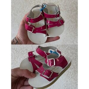Sea wees Hot Pink Patent Sandals Toddler Size 2